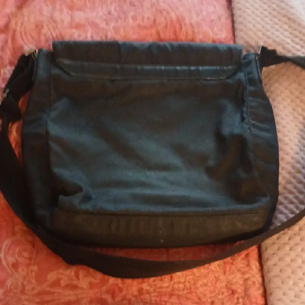 GUCCI Black Men's Messenger Bag